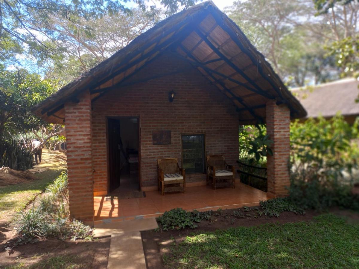 Barefoot Lodge And Safaris - Malawi Lilongwe Exterior photo