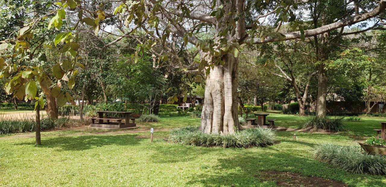 Barefoot Lodge And Safaris - Malawi Lilongwe Exterior photo