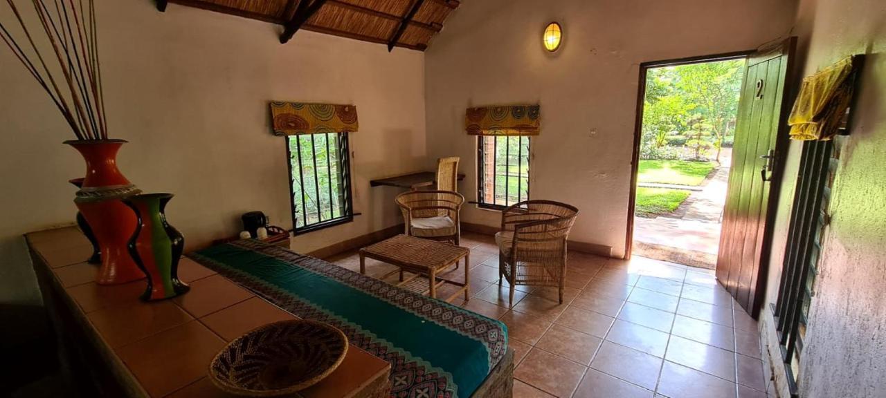 Barefoot Lodge And Safaris - Malawi Lilongwe Exterior photo
