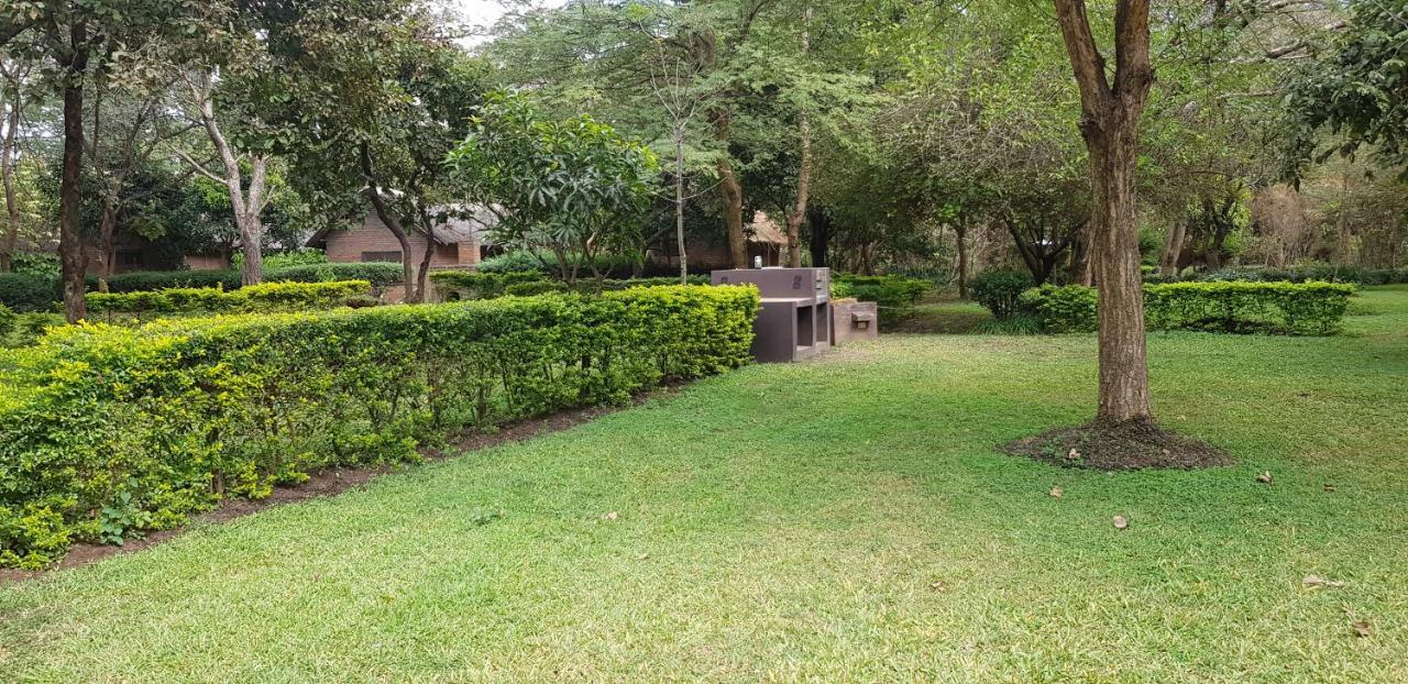 Barefoot Lodge And Safaris - Malawi Lilongwe Exterior photo